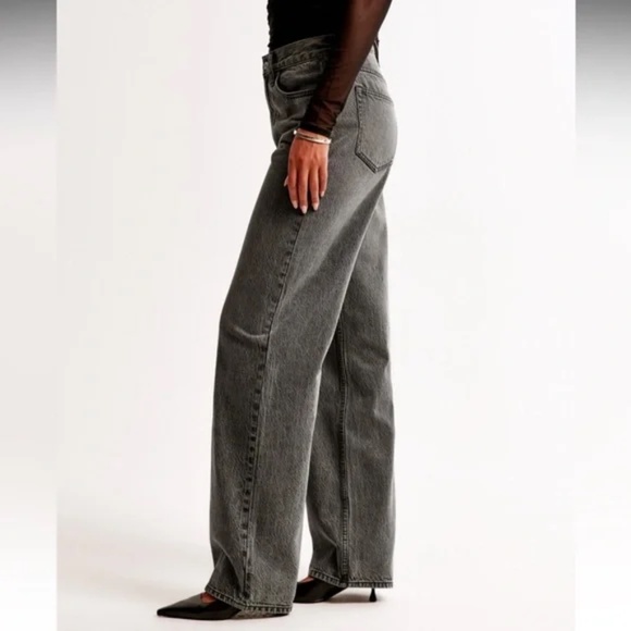Abercrombie & Fitch The Loose High Rise Washed Black Jeans - Size 26S / 2S Curve - Picture 9 of 10
